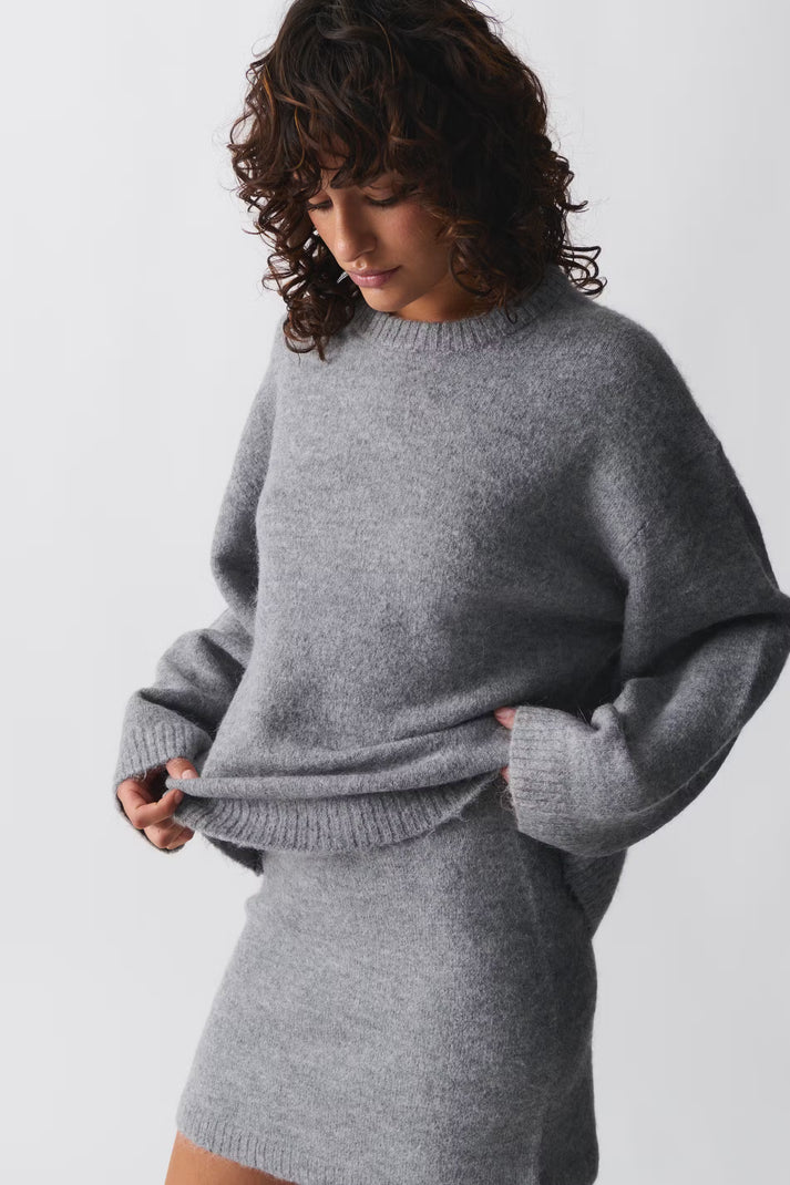 Knitted Sweater - Grey