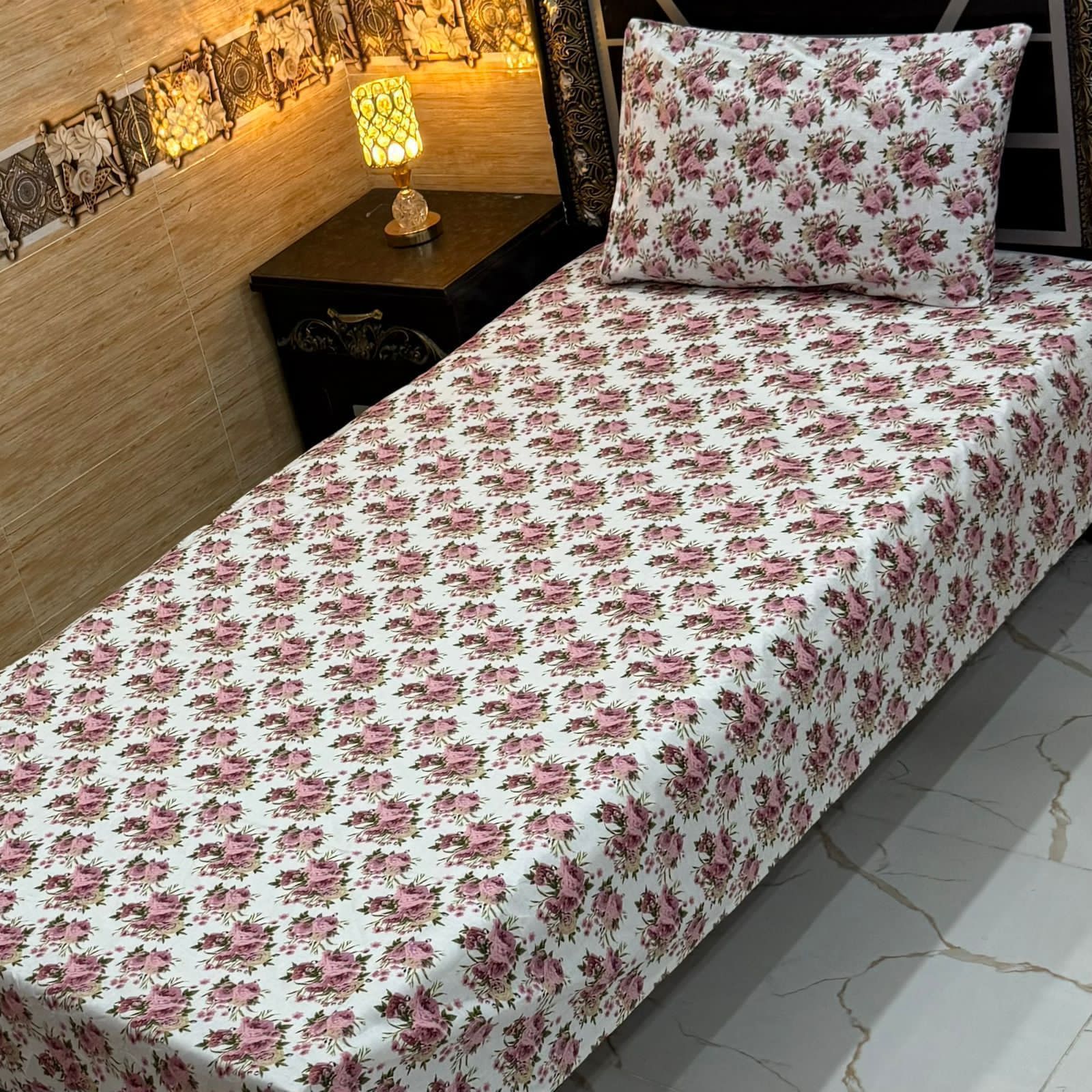 White & Pink Rose Floral Single Bedsheet Set – Vilora Fashion